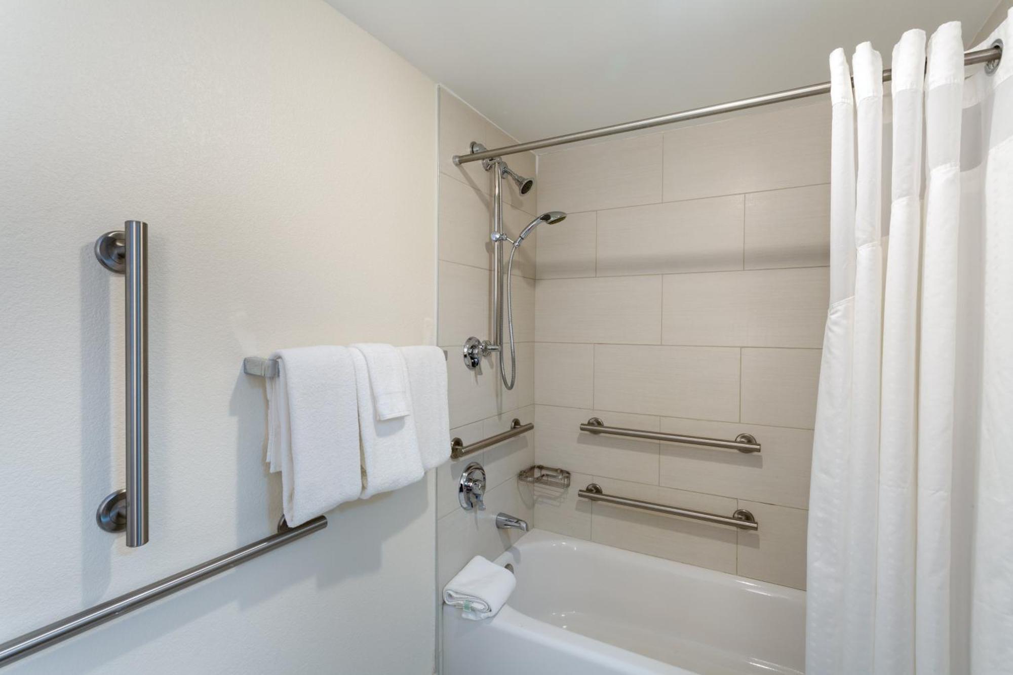 Holiday Inn Express Hotel & Suites Philadelphia - King Of Prussia By Ihg Exteriör bild